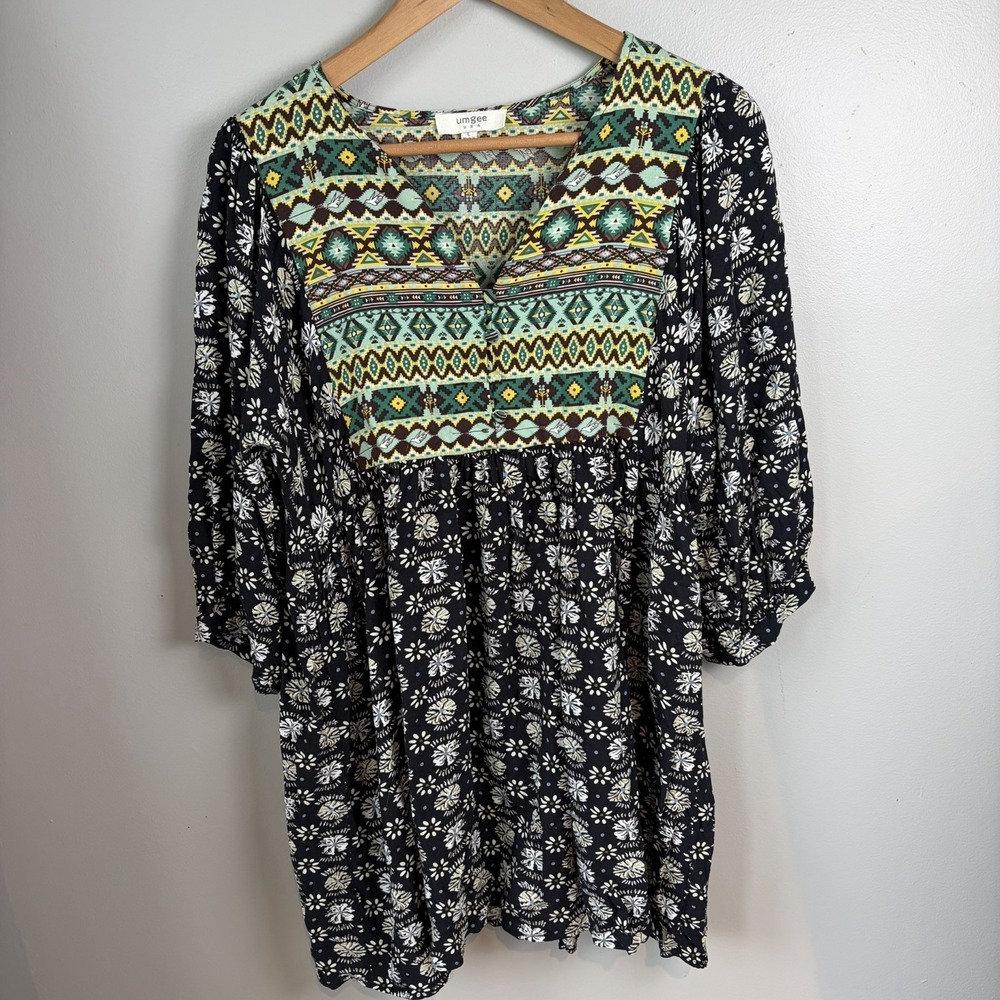 UMGEE womens Size Large tunic dress geometric print sleeves around elbow v neck